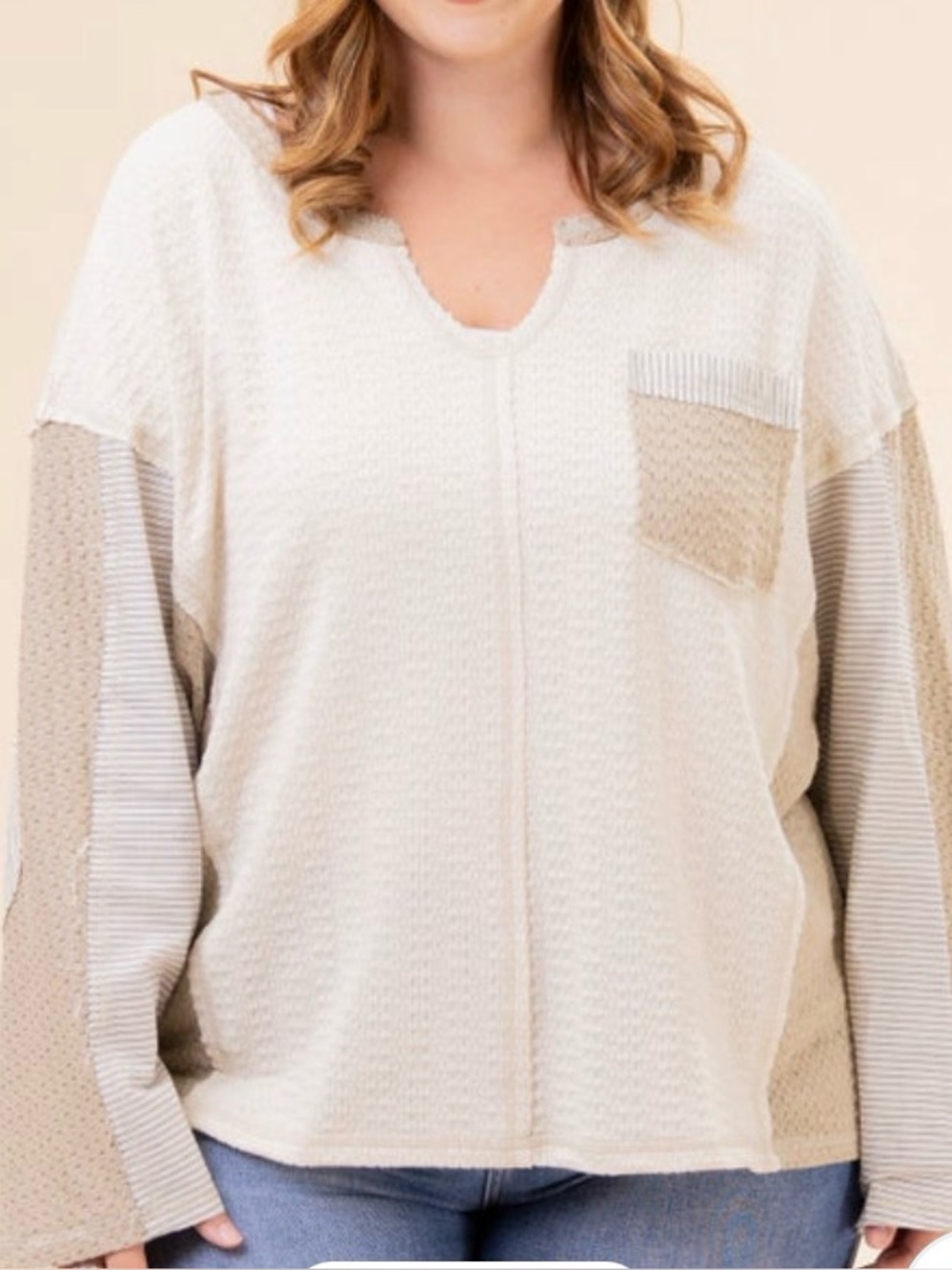 Relaxed Cream Mixed Lightweight Long Sleeve Knit Women's Top. Small.